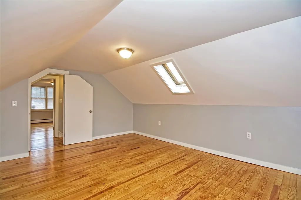5 Gloria Street Rochester NH 03867
