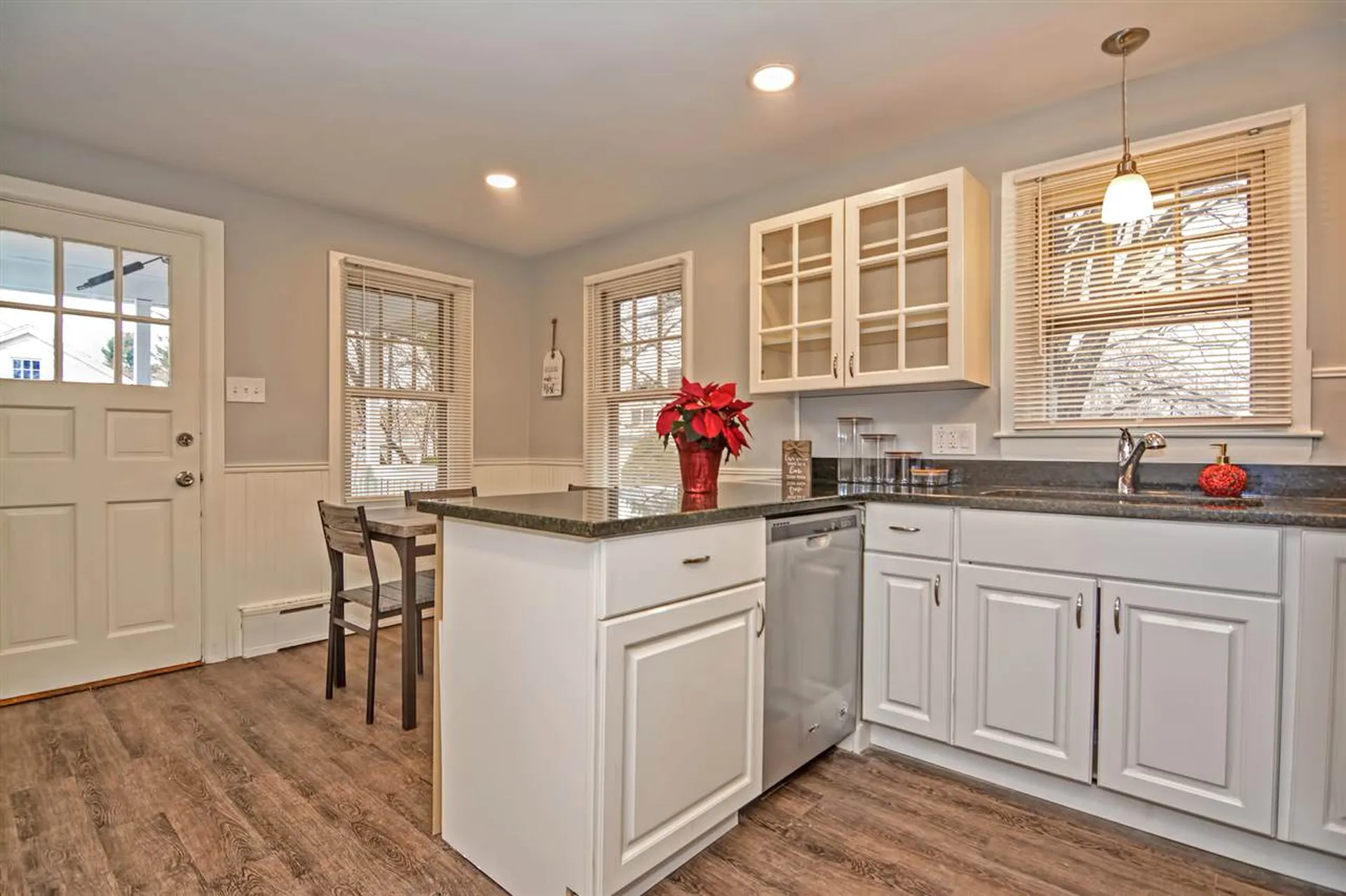 5 Gloria Street Rochester NH 03867