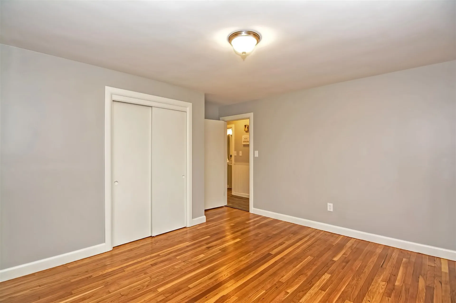 5 Gloria Street Rochester NH 03867