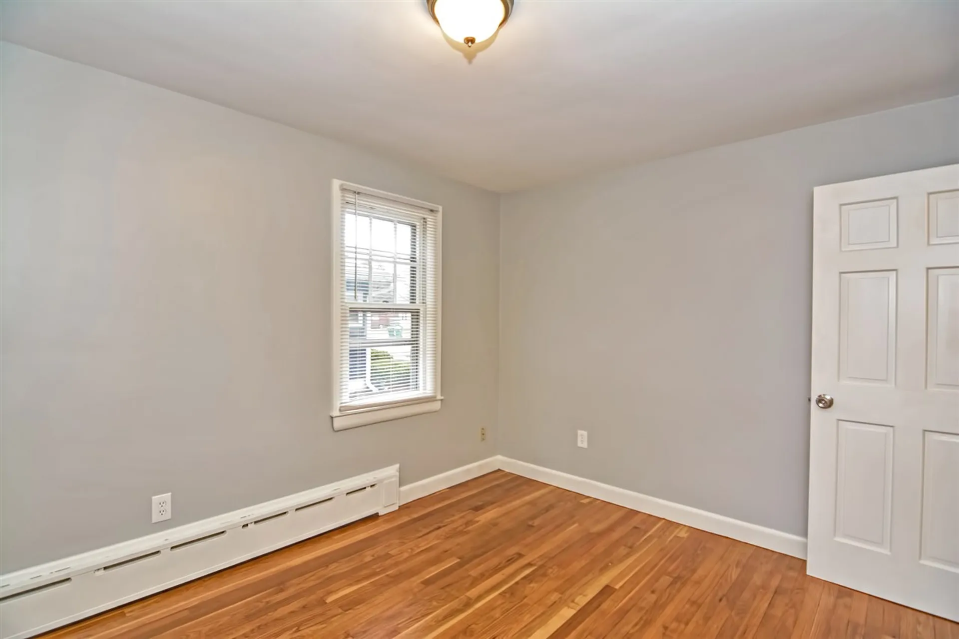 5 Gloria Street Rochester NH 03867