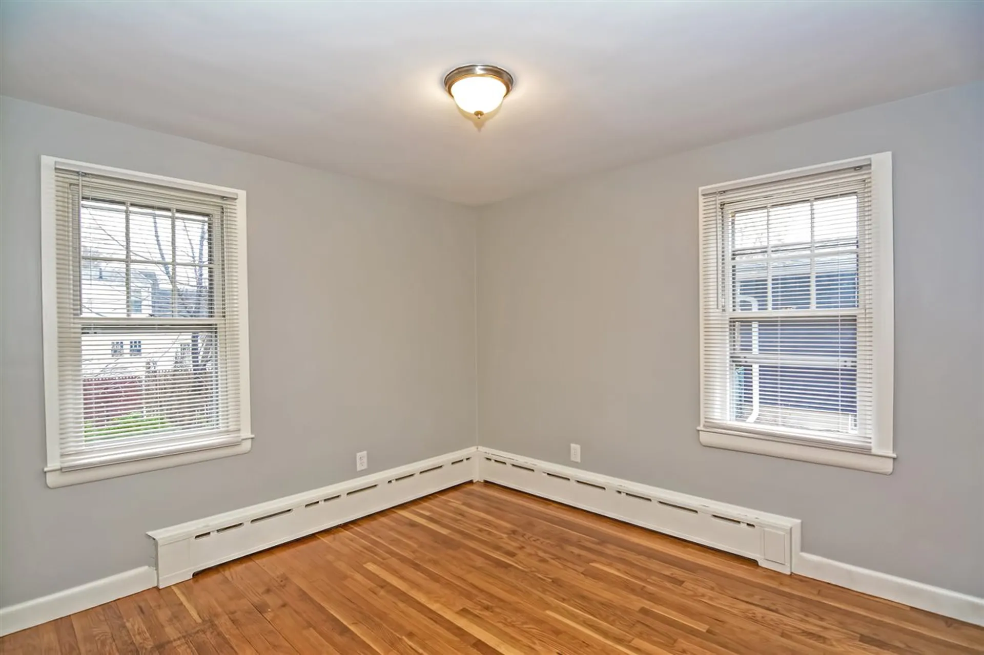 5 Gloria Street Rochester NH 03867