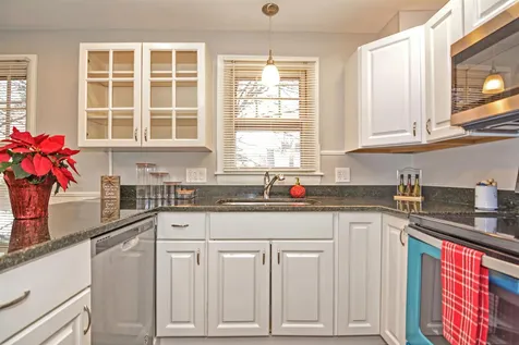 5 Gloria Street Rochester NH 03867