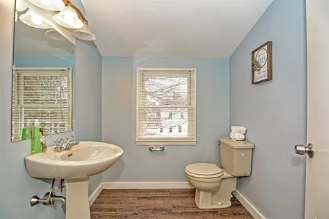 5 Gloria Street Rochester NH 03867