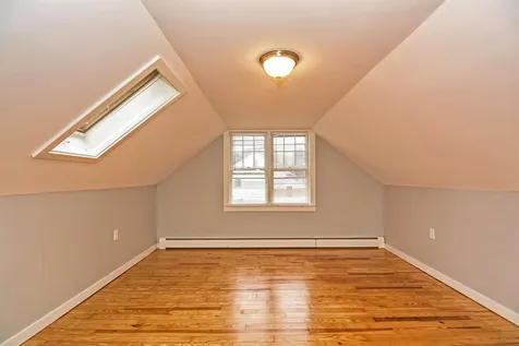 5 Gloria Street Rochester NH 03867