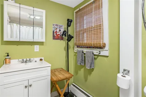 13 Peru Street Burlington VT 05401
