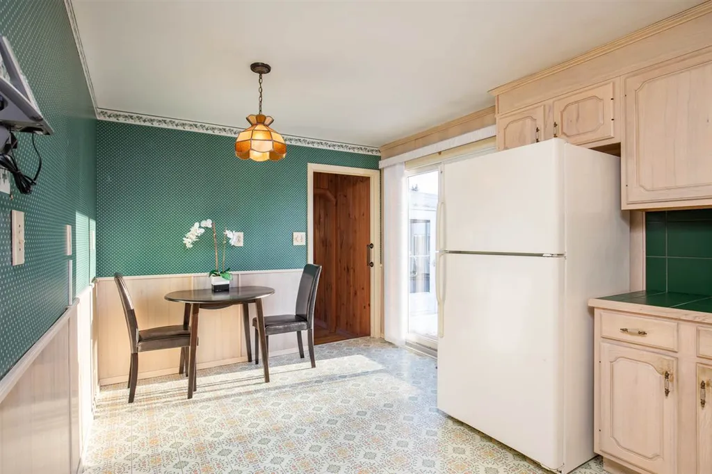29 Suzanne Drive Portsmouth NH 03801-5924
