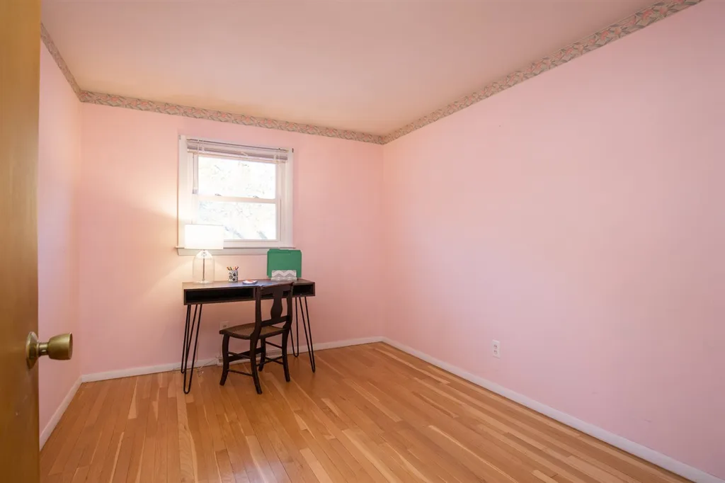 29 Suzanne Drive Portsmouth NH 03801-5924