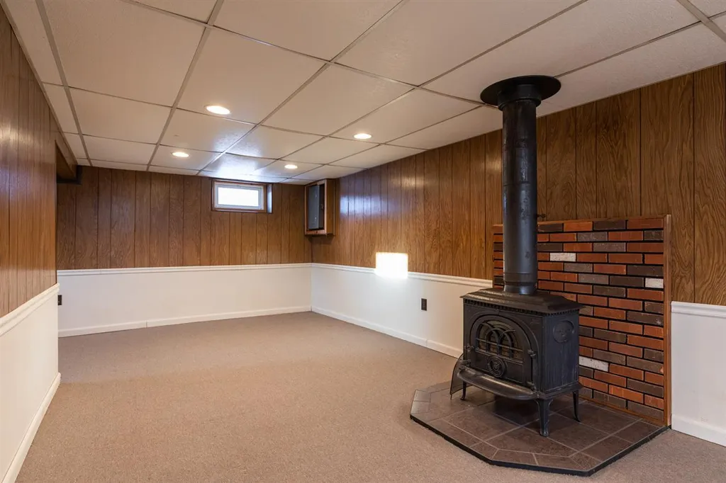 29 Suzanne Drive Portsmouth NH 03801-5924