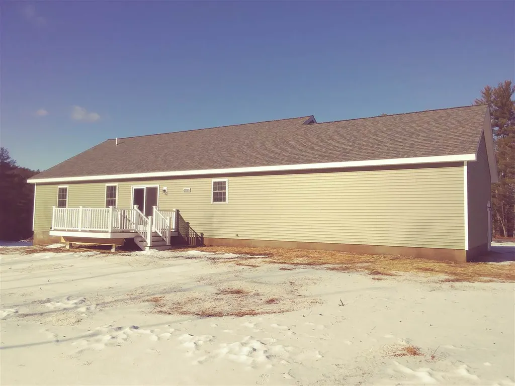 25 Goodell Avenue Swanzey NH 03446