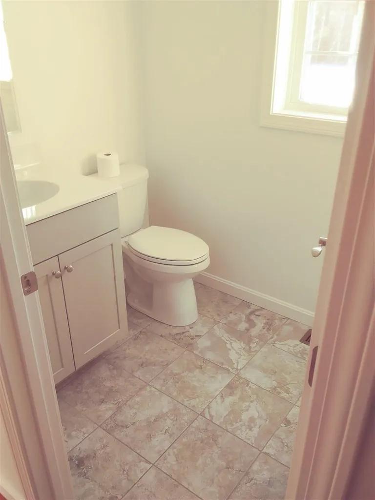 25 Goodell Avenue Swanzey NH 03446