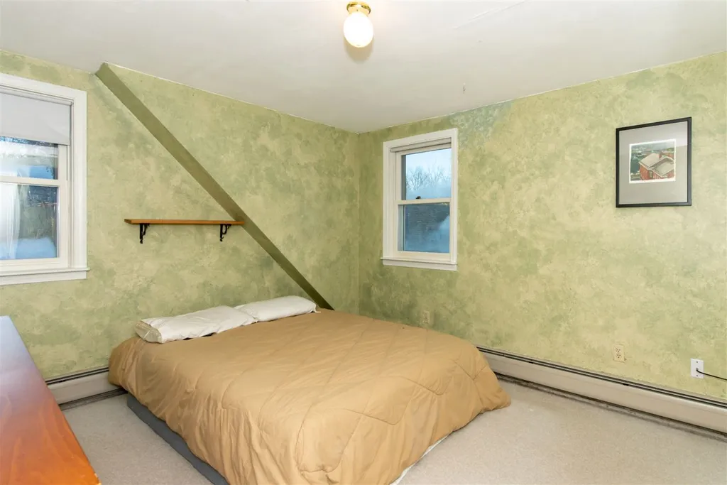 19 Windbrook Drive Epping NH 03042