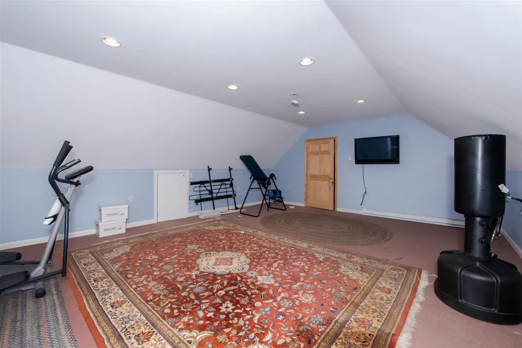 19 Windbrook Drive Epping NH 03042