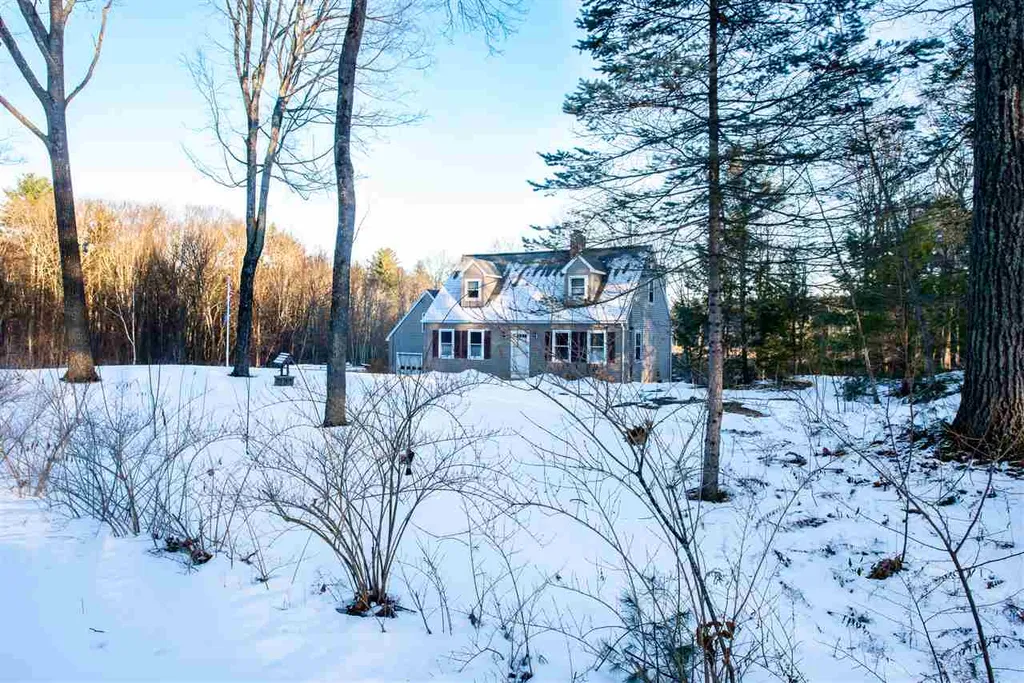 19 Windbrook Drive Epping NH 03042