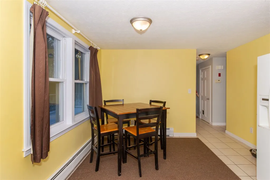 19 Windbrook Drive Epping NH 03042