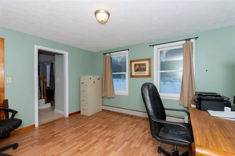 19 Windbrook Drive Epping NH 03042
