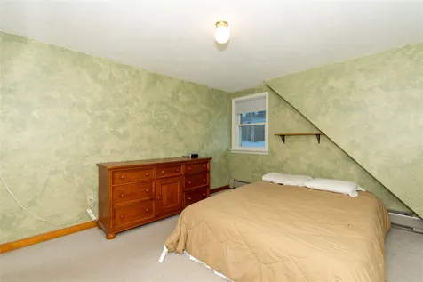 19 Windbrook Drive Epping NH 03042