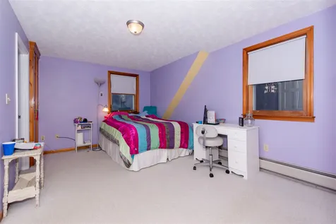 19 Windbrook Drive Epping NH 03042