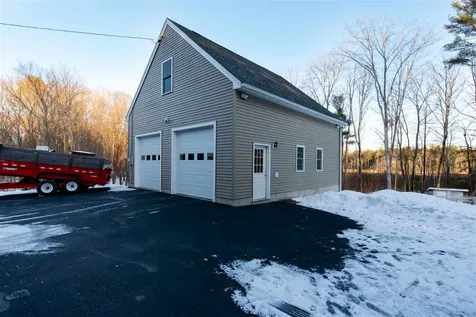 19 Windbrook Drive Epping NH 03042