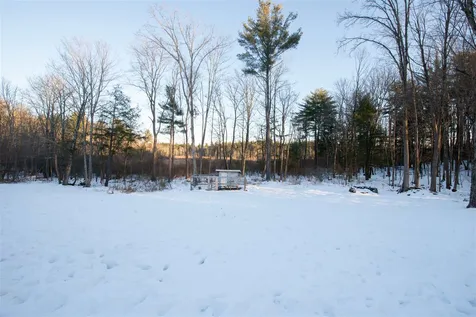 19 Windbrook Drive Epping NH 03042