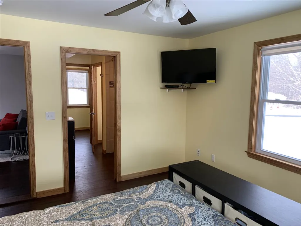 71 Bay Street Wolfeboro NH 03894