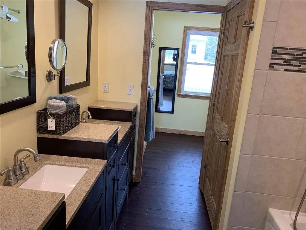 71 Bay Street Wolfeboro NH 03894