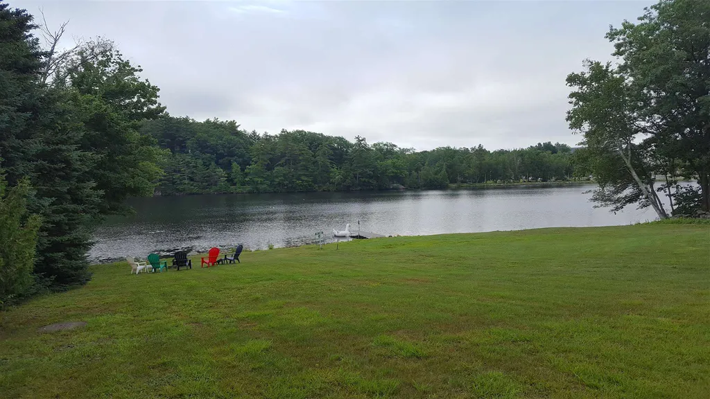 71 Bay Street Wolfeboro NH 03894