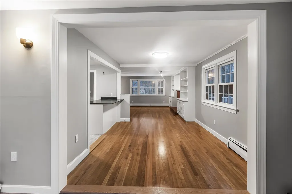 5 Dexter Road Salem NH 03079