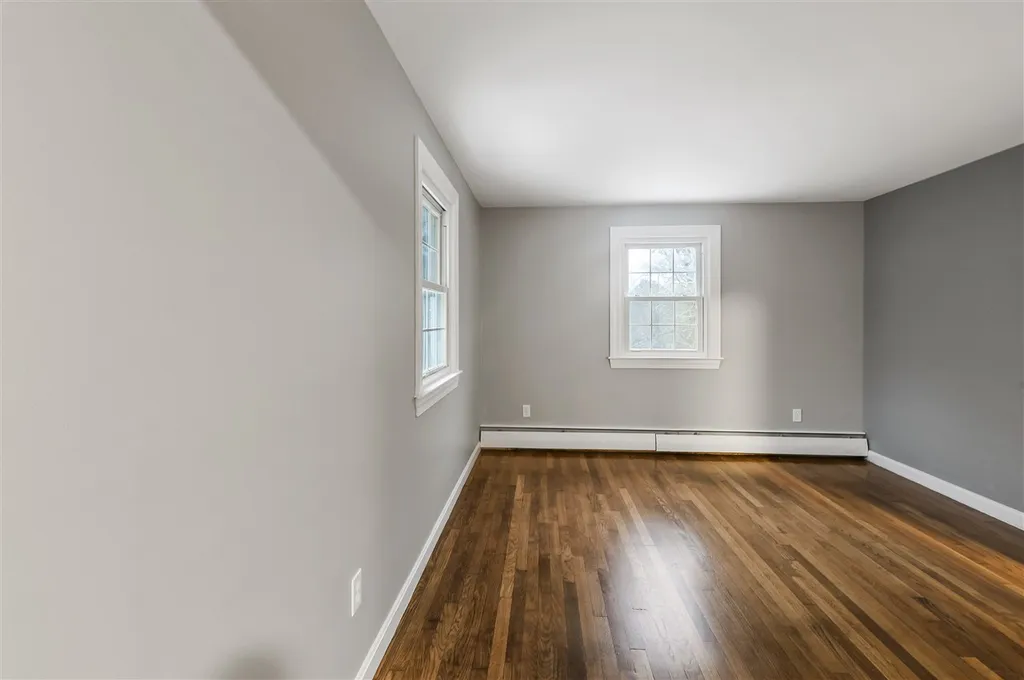 5 Dexter Road Salem NH 03079