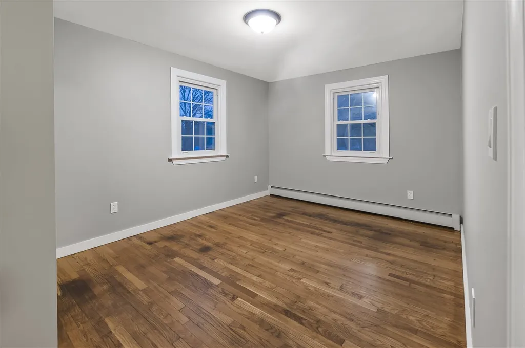 5 Dexter Road Salem NH 03079