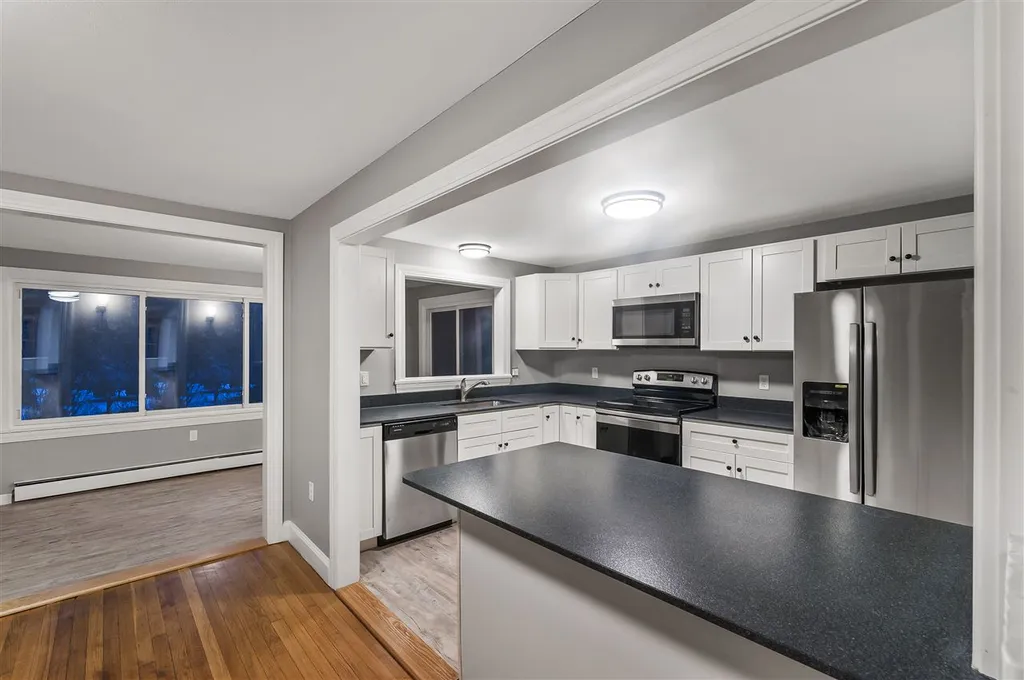 5 Dexter Road Salem NH 03079
