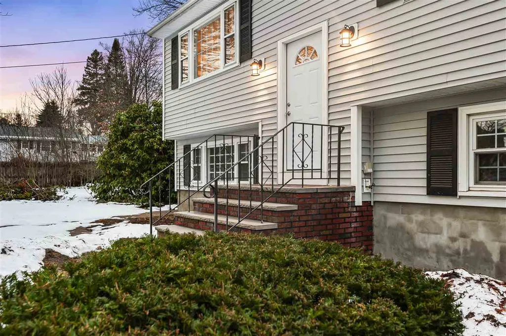 5 Dexter Road Salem NH 03079