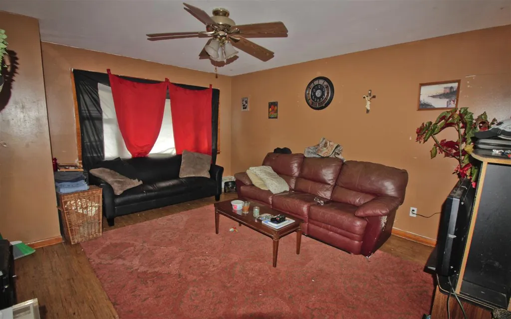 414 Route 346 Pownal VT 05261