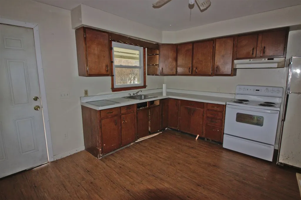 414 Route 346 Pownal VT 05261