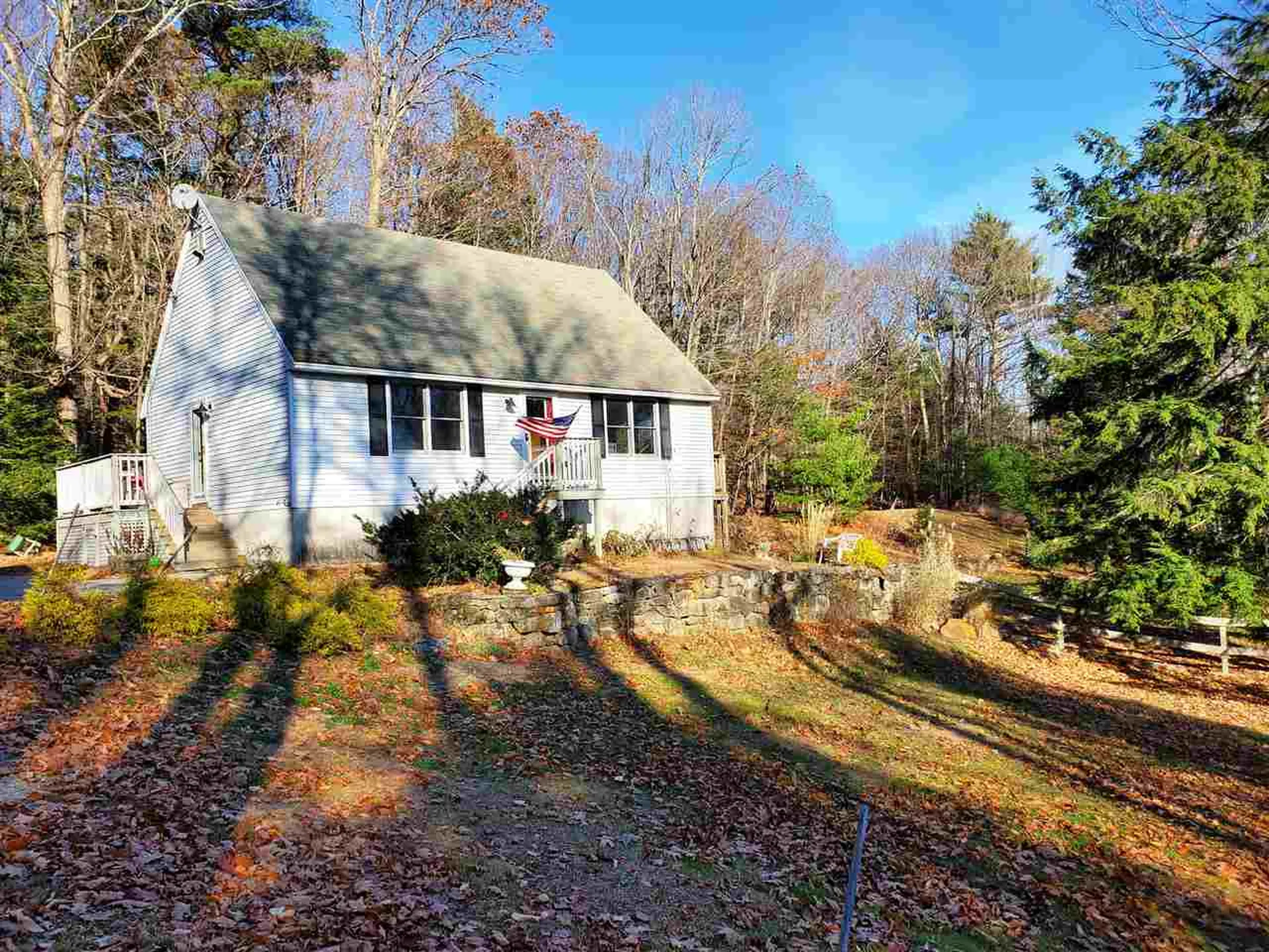 96 Bartlett Drive Weare NH 03281