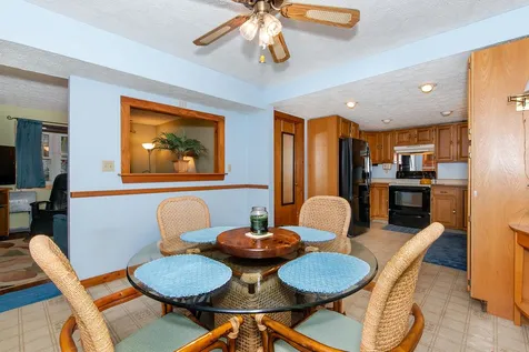 11 Mead Street Kittery ME 03904