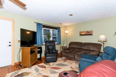 11 Mead Street Kittery ME 03904