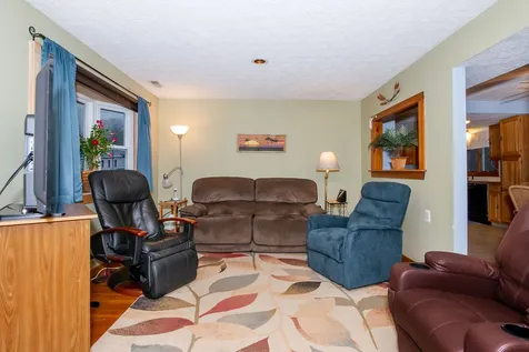 11 Mead Street Kittery ME 03904
