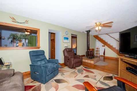 11 Mead Street Kittery ME 03904