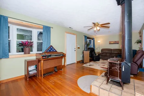 11 Mead Street Kittery ME 03904