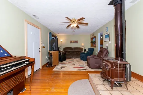 11 Mead Street Kittery ME 03904