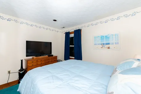 11 Mead Street Kittery ME 03904