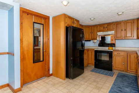 11 Mead Street Kittery ME 03904
