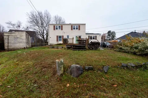 11 Mead Street Kittery ME 03904