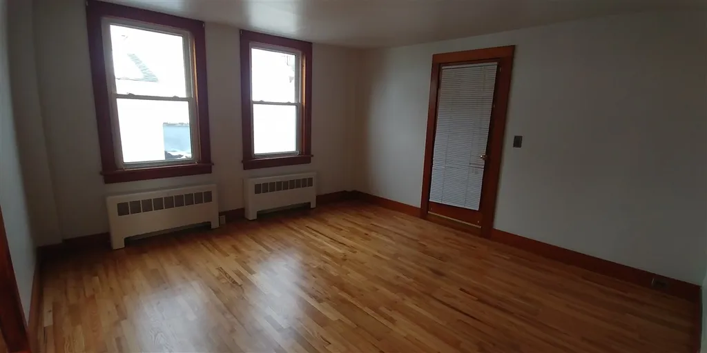 27 Lower Welden Street St. Albans City VT 05478