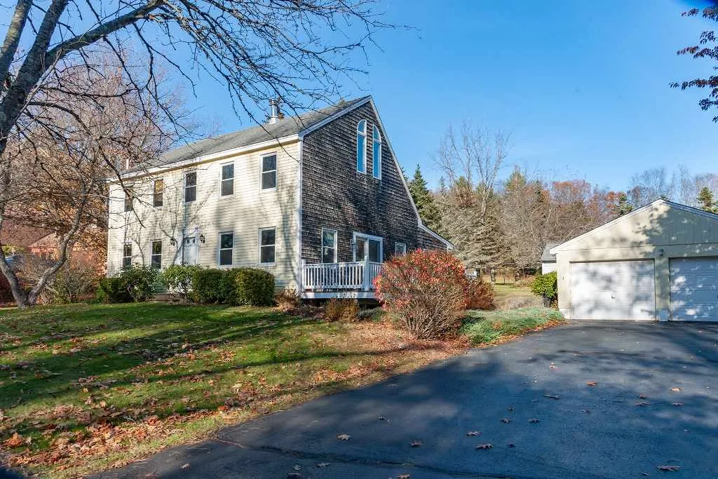 702 Goodwin Road Eliot ME 03903