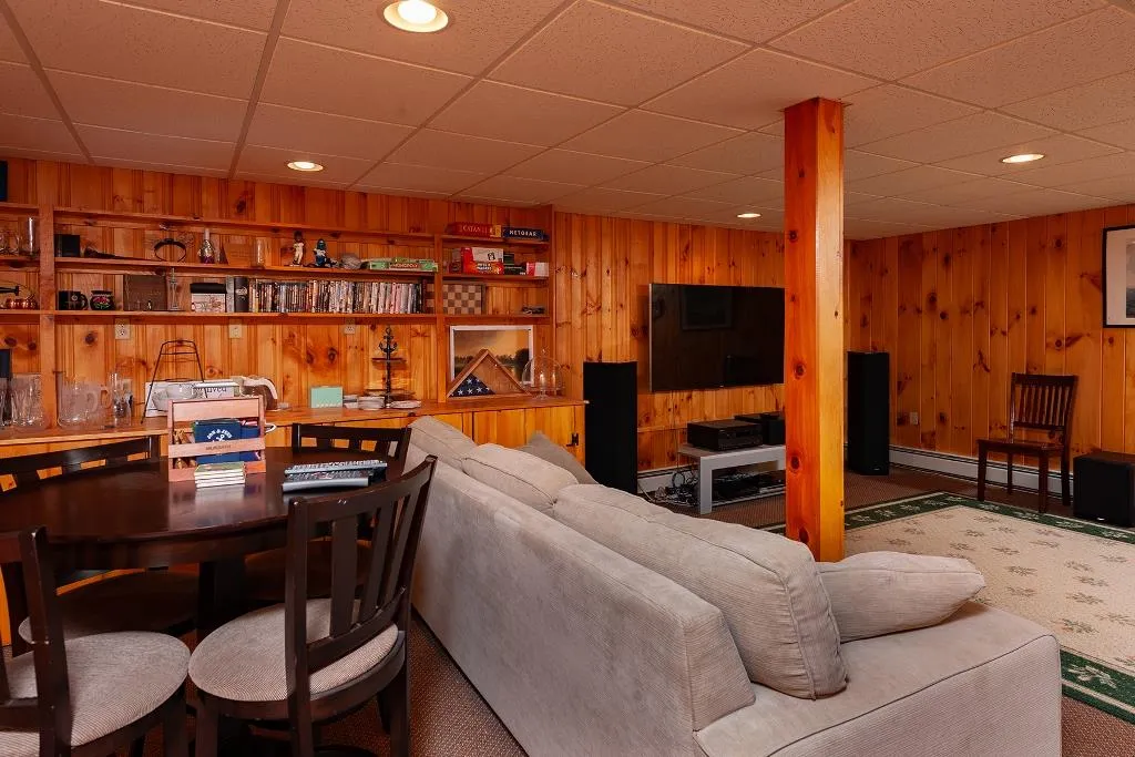 702 Goodwin Road Eliot ME 03903
