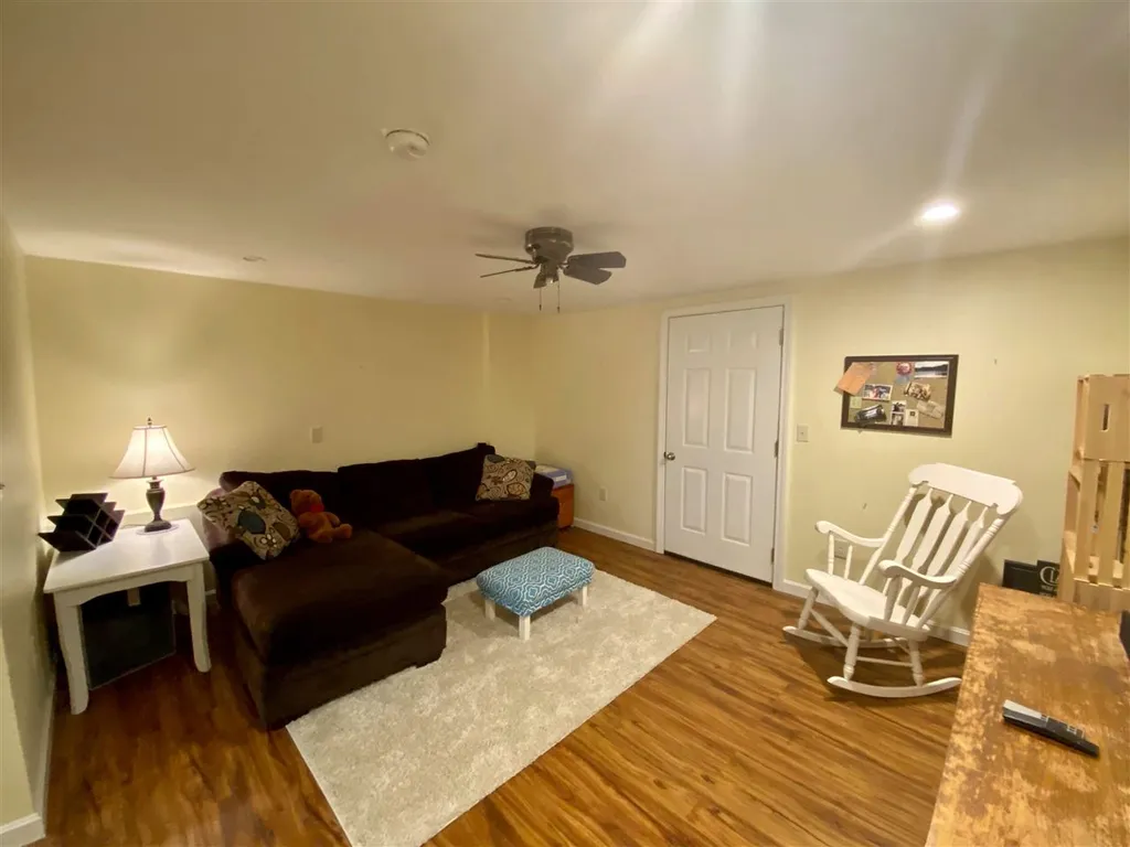 25 Wildwood Road Laconia NH 03246