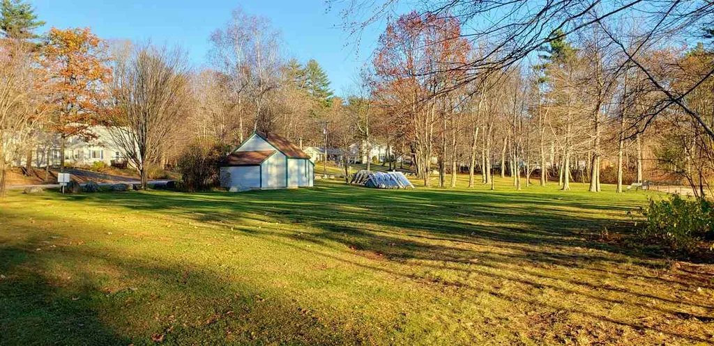 25 Wildwood Road Laconia NH 03246