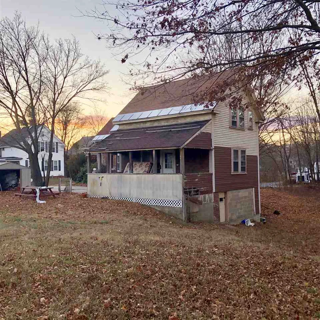 28 Western Avenue Rochester NH 03867
