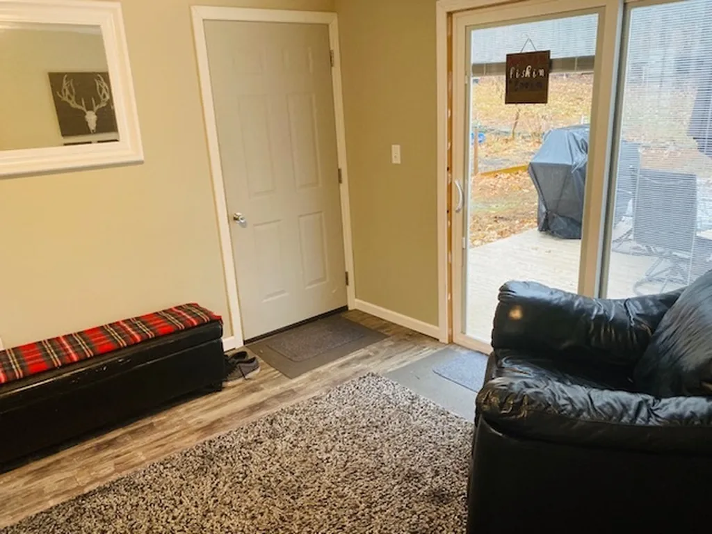 1 Cyrus Court Raymond NH 03077